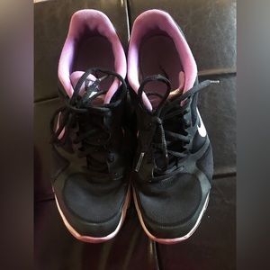 Nike shoes size 9.5